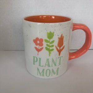 Plant Mom ceramic mug